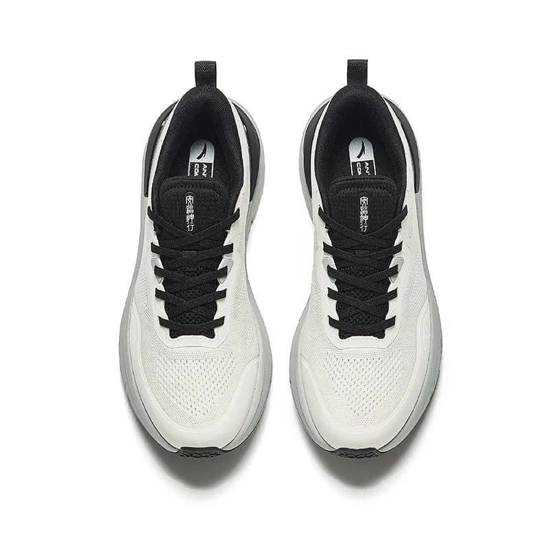 CROSS-TRAINING SHOES