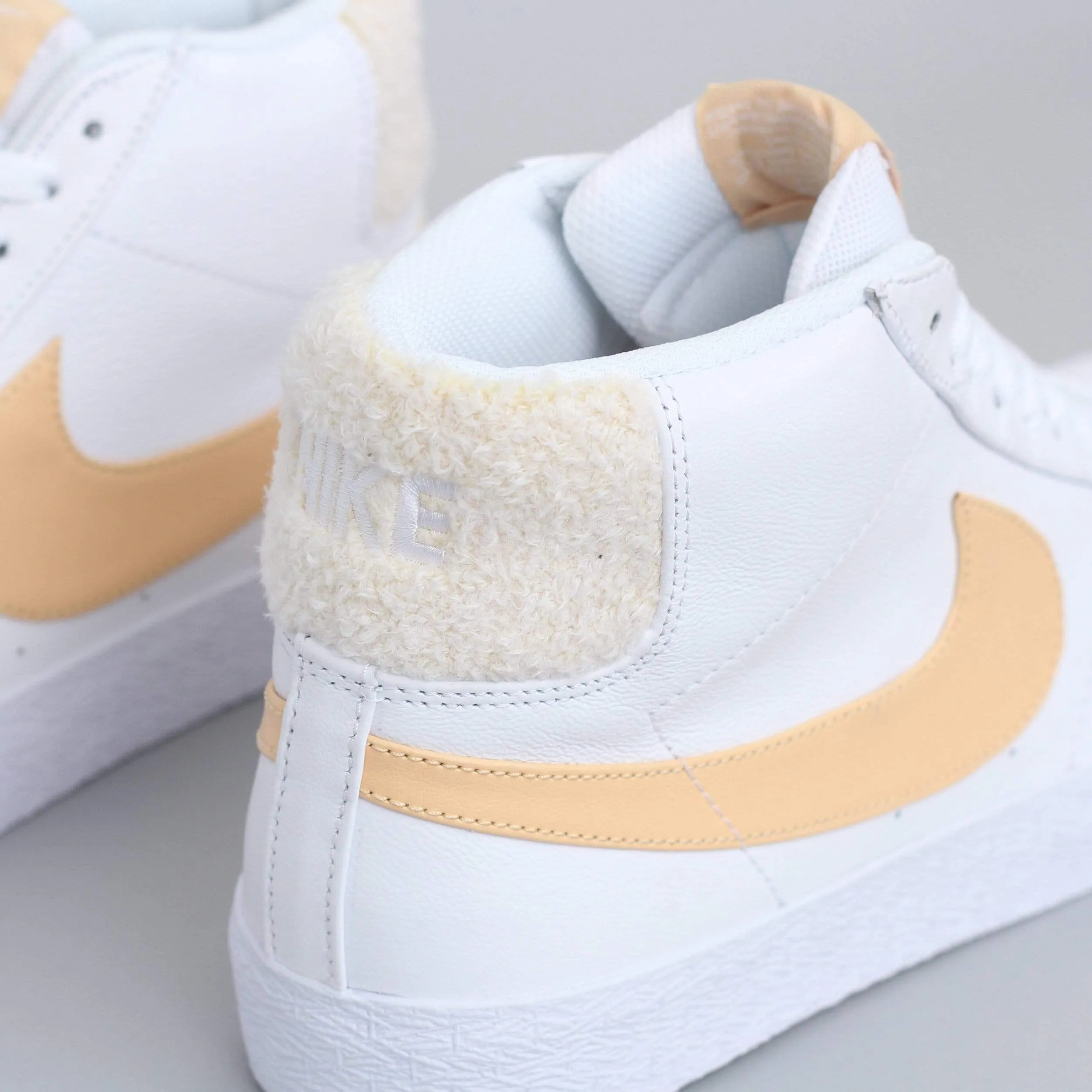 Nike SB Blazer Mid Premium Shoes White / Celestial Gold