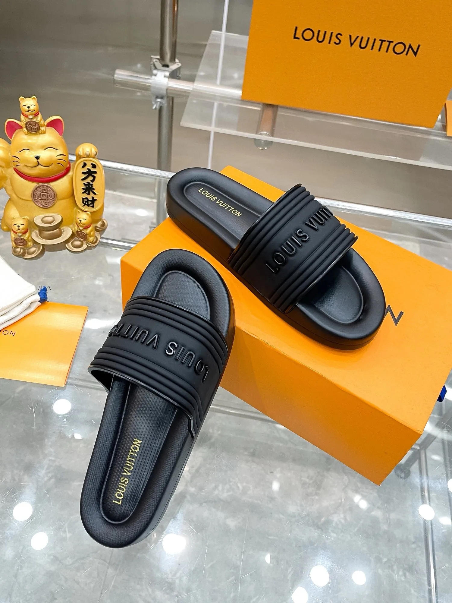 SE1429 LB Women/Men Slippers