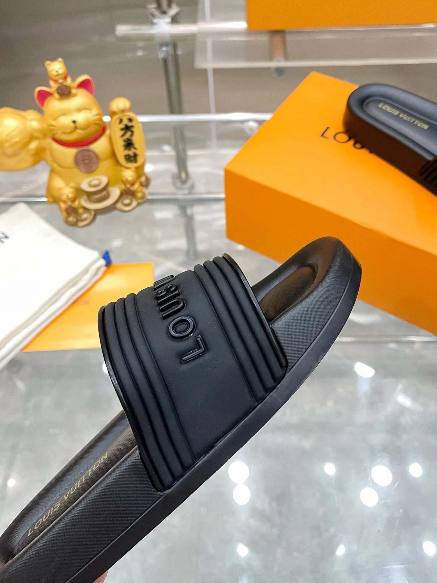 SE1429 LB Women/Men Slippers