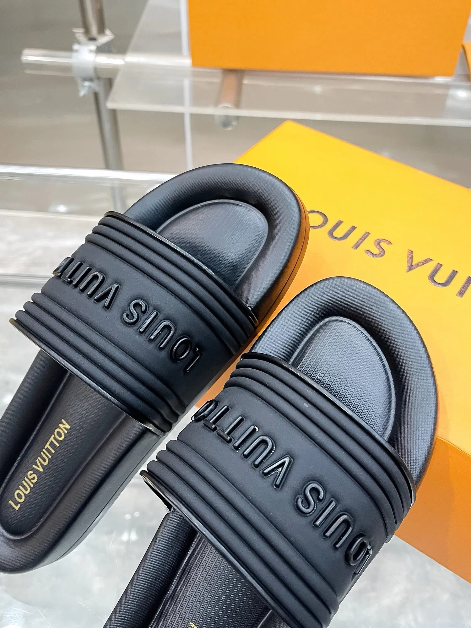 SE1429 LB Women/Men Slippers