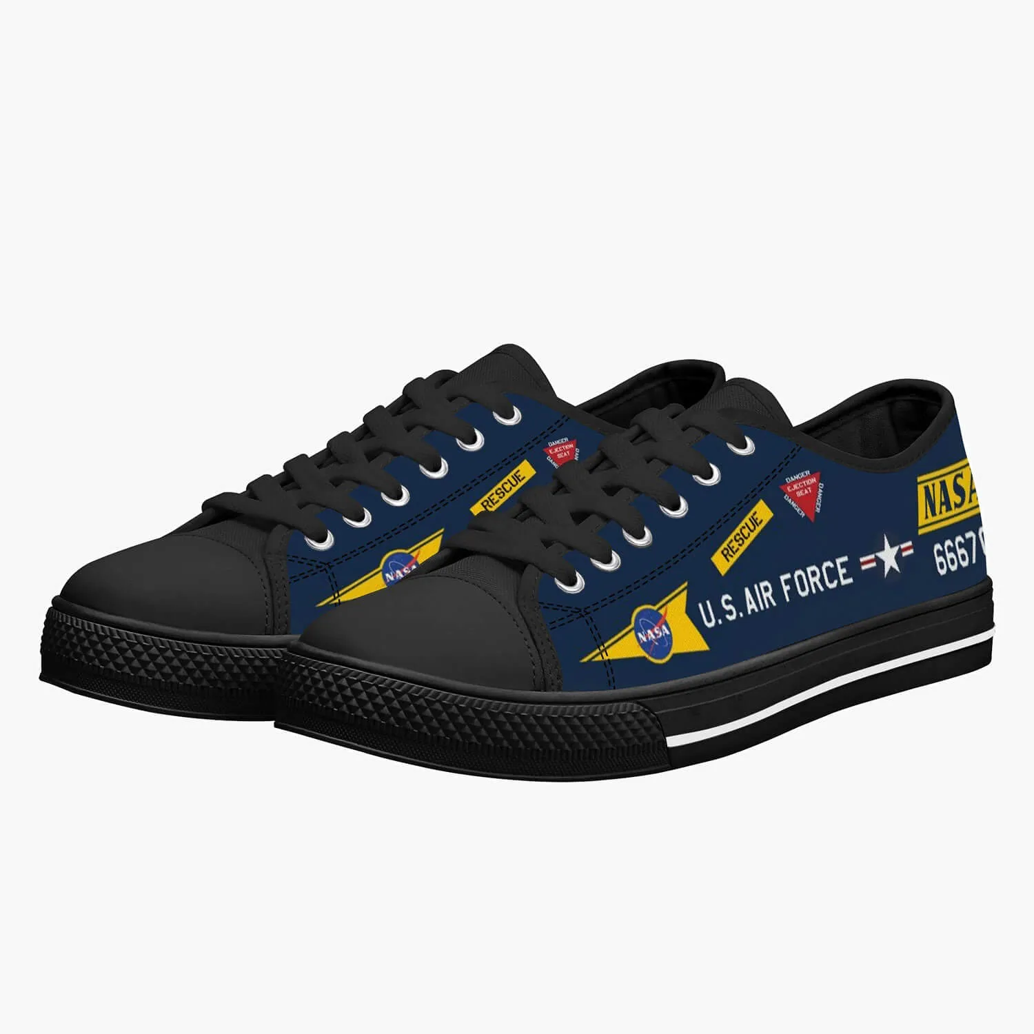 X-15 "56-6670" Low Top Canvas Shoes